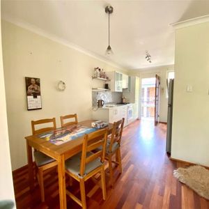 Modern 2-Bedroom Apartment for Rent - Prime Indooroopilly Location - Photo 3