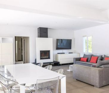 Villa • Mougins - Photo 2