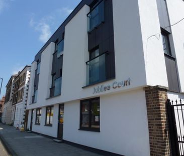 1 bedroom flat to rent - Photo 5