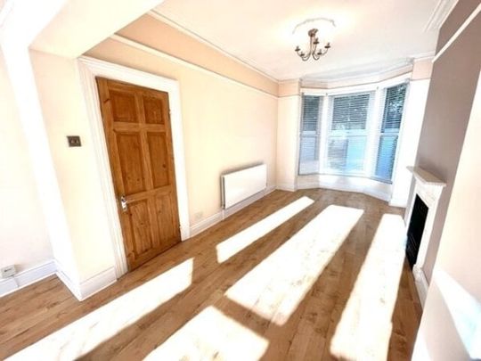 Lawton Road, Waterloo, L22 - Photo 1