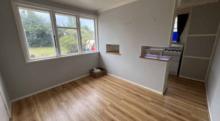 THREE BEDROOMS - HIGHBURY - Photo 5