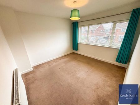 3 bedroom semi-detached house to rent - Photo 2
