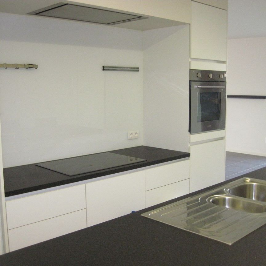 Hedendaags 2-slpk-appartement met groot terras - Foto 1