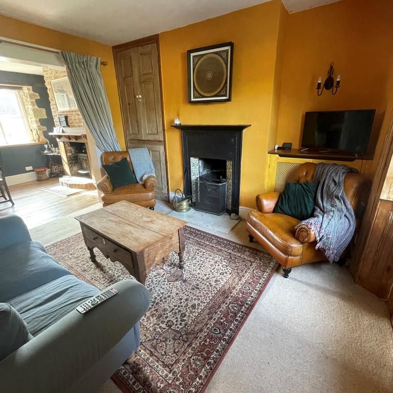 4 bedroom semi-detached house to rent - Photo 1