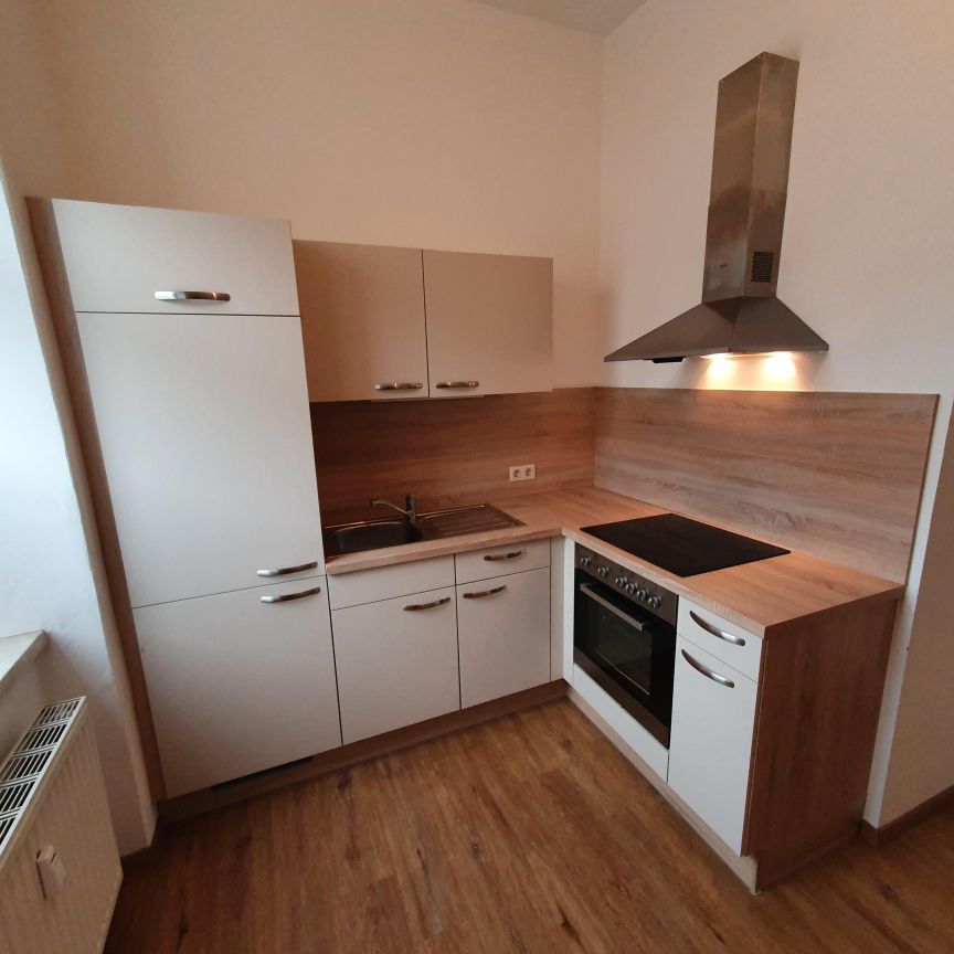 Altbauwohnung mit 2,5 Zimmern auf 55,21 m² - Photo 1