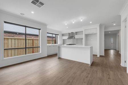 Brand New Family Home with Bush Views & Modern Comforts - Photo 3
