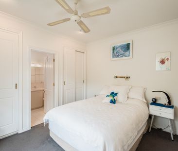 37 Laburnam Street, Brighton VIC 3186 - Townhouse For Rent | Domain - Photo 2