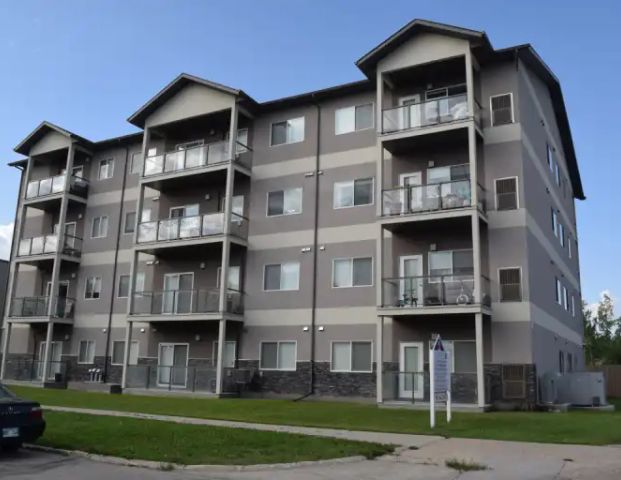 1178 Jefferson | 1178 JEFFERSON, Winnipeg - Photo 1