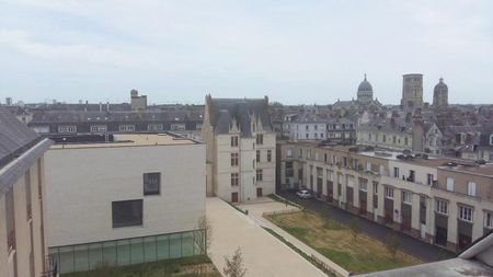 Location Appartement 1 pièce 30m² TOURS 37000 - Photo 2