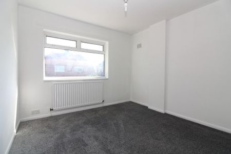 2 bedroom semi-detached house to rent - Photo 4