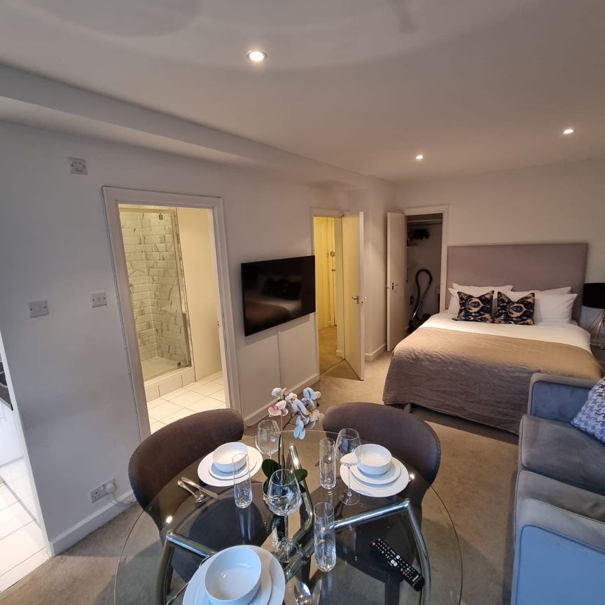 Hill Street, Mayfair, W1J 5LZ, London - Photo 1