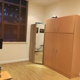 Studio Flat, Bromyard House, W3 - Photo 2