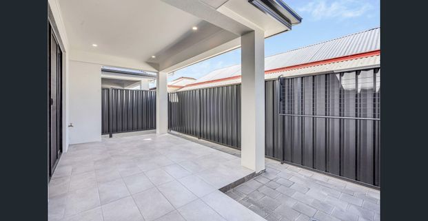 Brand New 3-Bedroom Townhouse in a Convenient Seaton Location - Photo 1