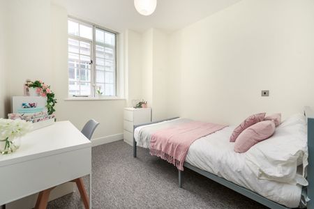 6 Bed Flat, Anglo Works, S1 - Photo 5