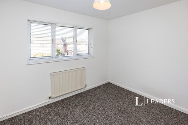 1 bedroom apartment to rent Netley Abbey - Photo 1