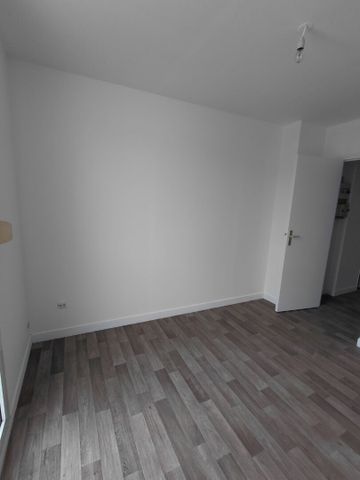 Location Appartement 2 pièces 27m² - Photo 3