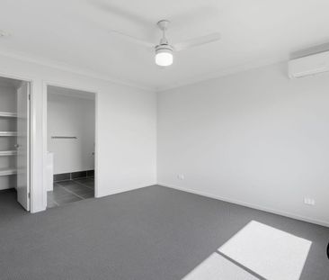 Brand New Family Home on a Corner Block in White Rock - Photo 2