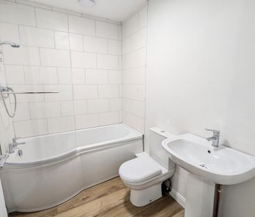 2 bedroom maisonette to rent - Photo 3