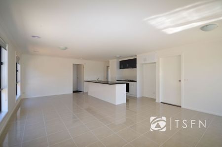 Comfortable Living - Photo 5