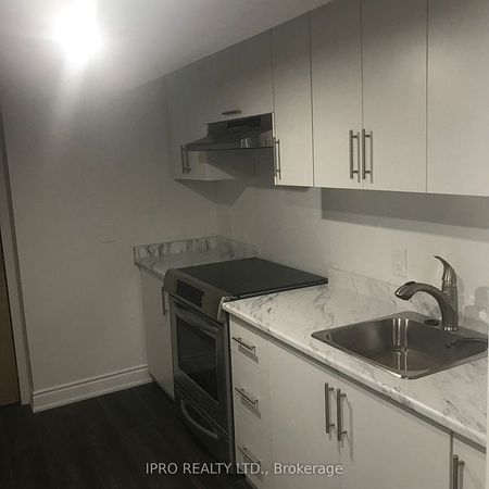 For Lease - 8 Stillwater Crescent Unit# Basement, Hamilton, Ontario - Photo 2