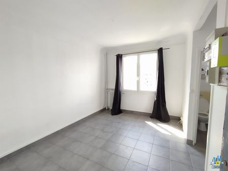 Location Appartement 1 pièce 16m² BOULOGNE BILLANCOURT 92100 - Photo 3