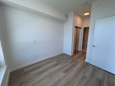 Downtown: 1 bed – SubPenthouse at Bertram - Photo 3