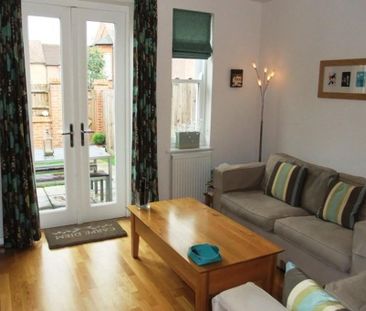 3 bedroom terraced house to rent - Photo 1