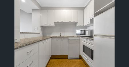 Quay West - Level 13 - Glorious Views Over Botanical Gardens - Photo 3