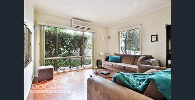 Walk To Schools - Photo 1