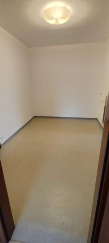 3,5 ZKB barrierefrei mit Balkon | Toller Ausblick | Niederzwehren - Photo 2