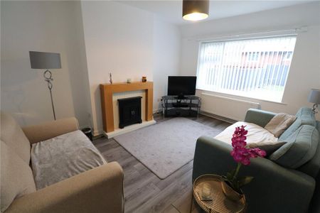 3 bedroom terraced house to rent - Photo 4