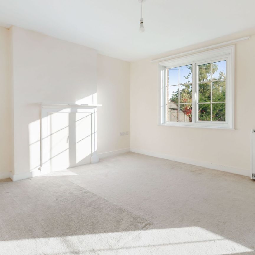 Eastern Road, Wivelsfield Green, RH17 - Photo 1