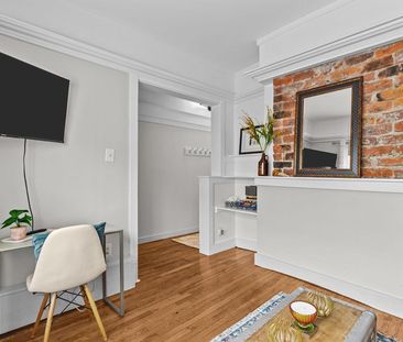 Bond Street - Photo 2