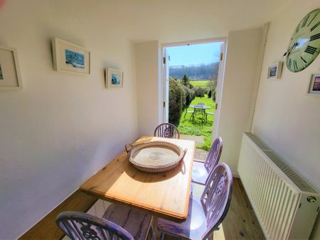 3 bedroom terraced house to rent - Photo 3