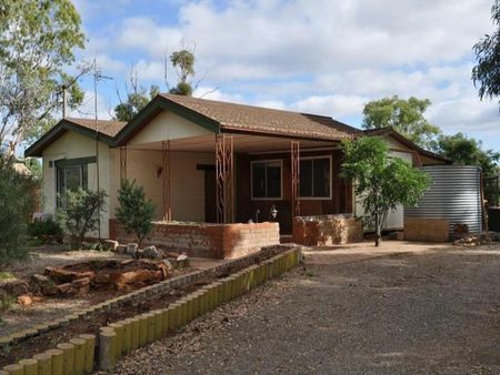 COUNTRY LIVING - Photo 3