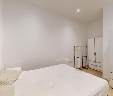 Studio to rent - Photo 5