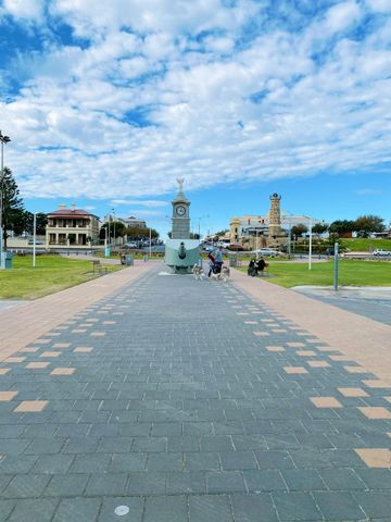 Neat Two Storey Townhouse - Photo 5
