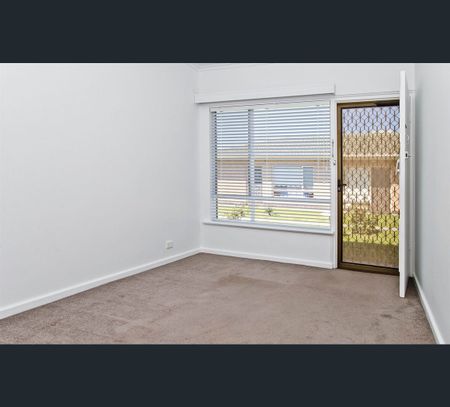 5/316 Hampstead Road, Clearview, SA 5085 - Photo 2