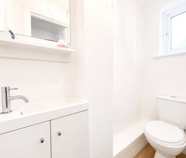 3 bedroom terraced house to rent - Photo 6