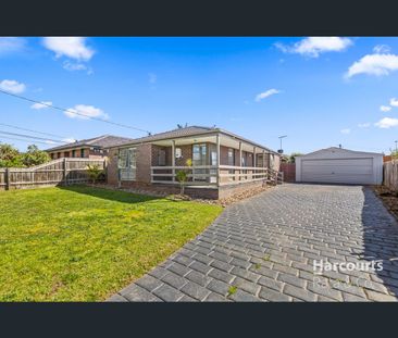 Practical family home in a great location! - Photo 2