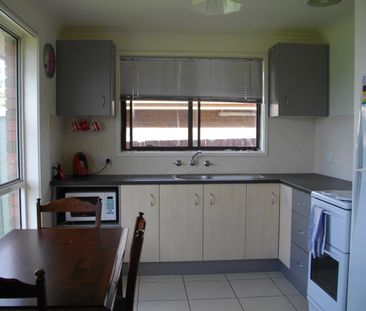 2/29 Airliebank Road, Morwell, VIC - Photo 3