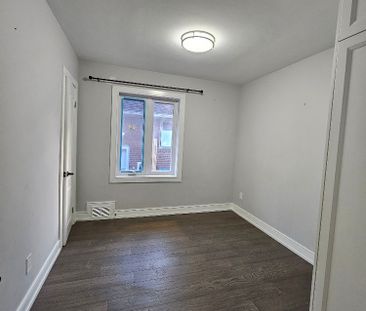 For Lease - 259 Tower Drive Unit# Main, Toronto, Ontario - Photo 4