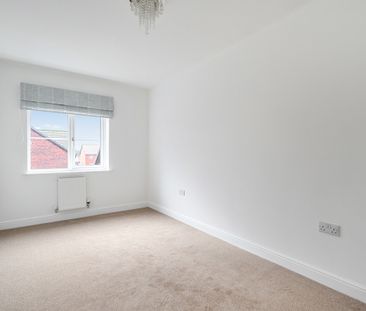 4 bedroom detached house to rent - Photo 5