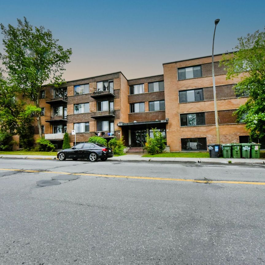 3010 Avenue Van Horne - Photo 2