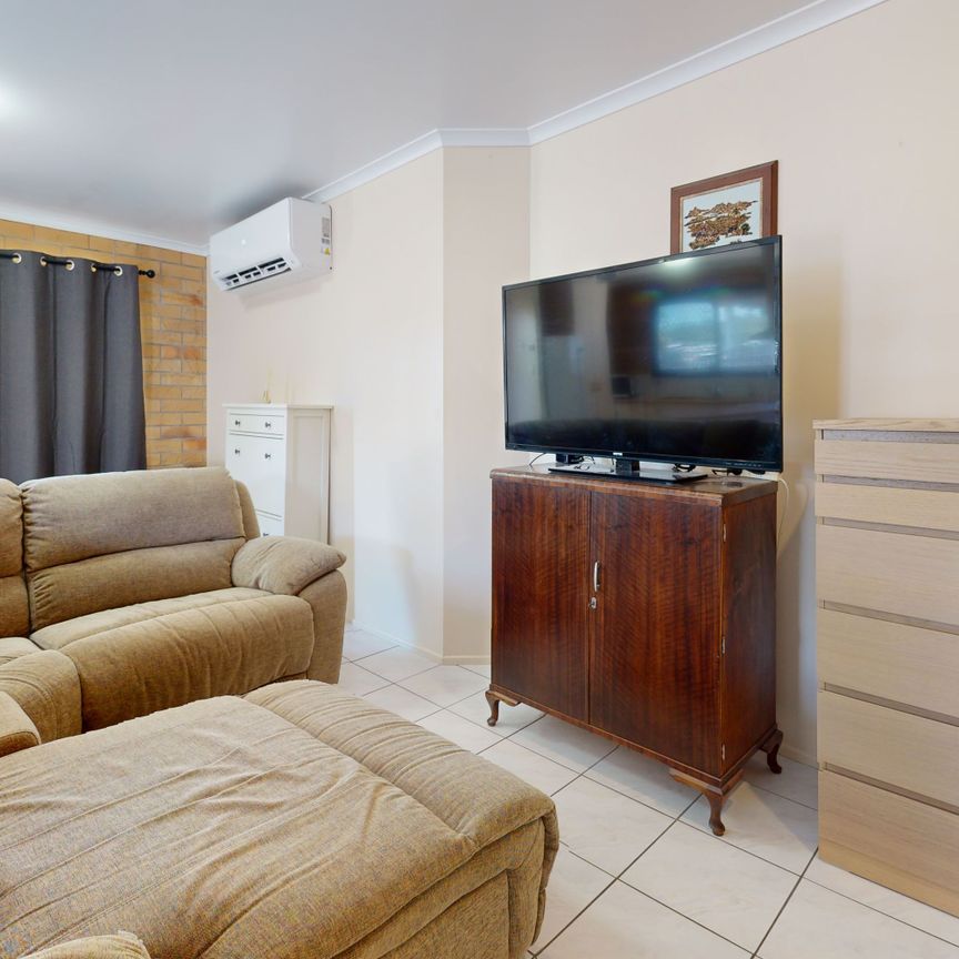 1/12 East Street, Sarina - Photo 1