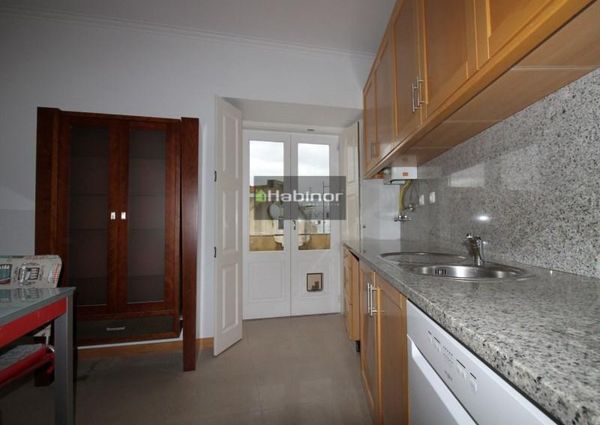 Apartamento T1+1 em Viana do Castelo