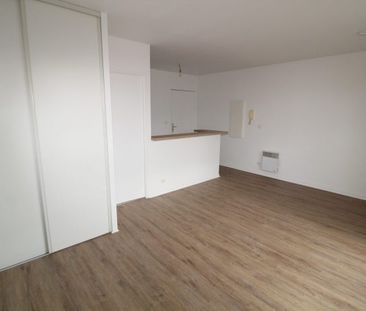 Studio Guyancourt 25 m² - Photo 3