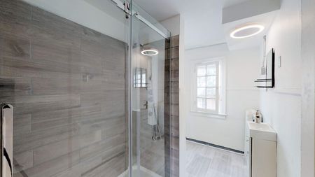 351 Friel, Sandy Hill, Ottawa, ON - Photo 4