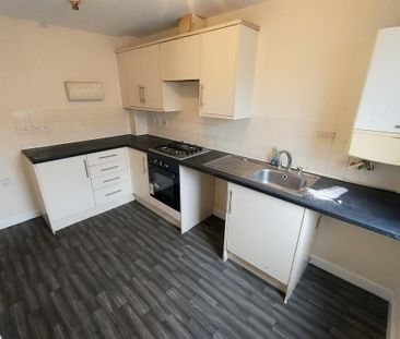 2 bedroom semi-detached house to rent - Photo 3