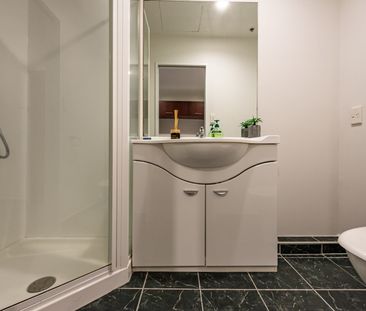 154 The Terrace, Wellington Central - Photo 2